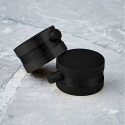 Scudo Core Matt Black Wall Mounted Bath Filler NU-145
