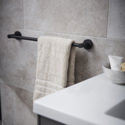 Miller Bond Matt Black 645mm Single Towel Rail